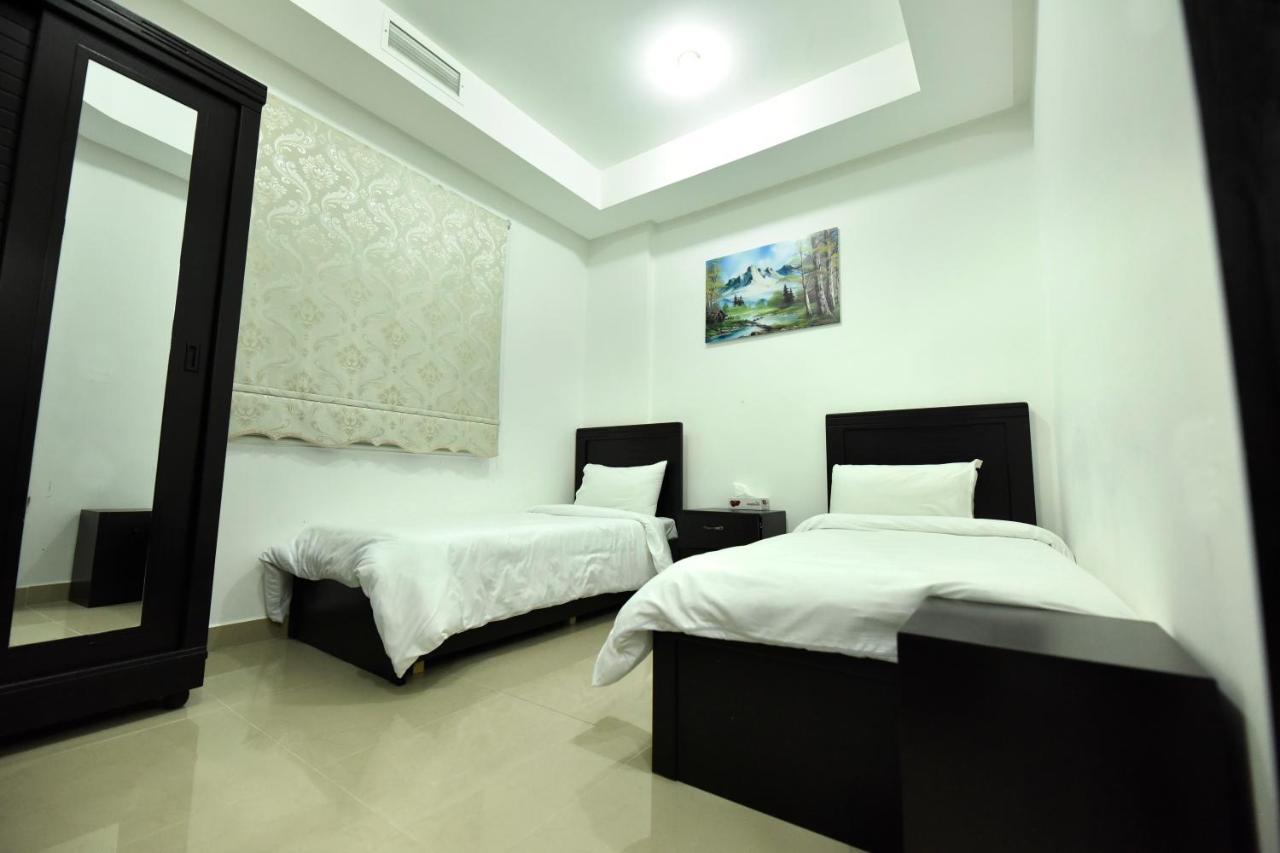 Heidelberg Apartment Kuwait City Exterior foto